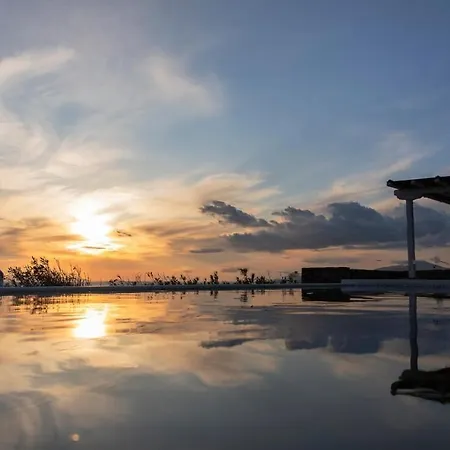 Stylish Mykonian Semi-private Huge Pool * Houlakia (Mykonos)