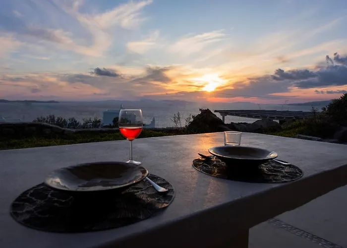 Stylish Mykonian Semi-private Huge Pool Daire Houlakia (Mykonos)