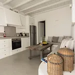 Stylish Mykonian Semi-private Huge Pool 아파트 Houlakia (Mykonos)