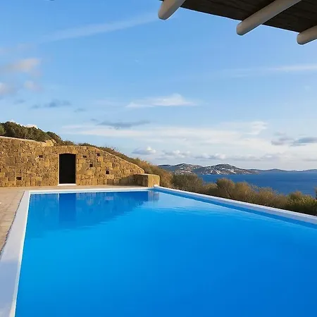 Stylish Mykonian Semi-private Huge Pool Apartamento Houlakia (Mykonos)